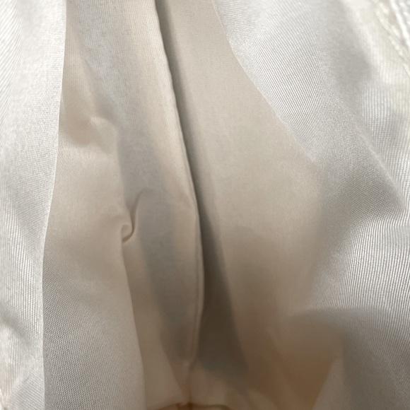 Sage Green Baguette Bag with silver zipper - Picture 4 of 4